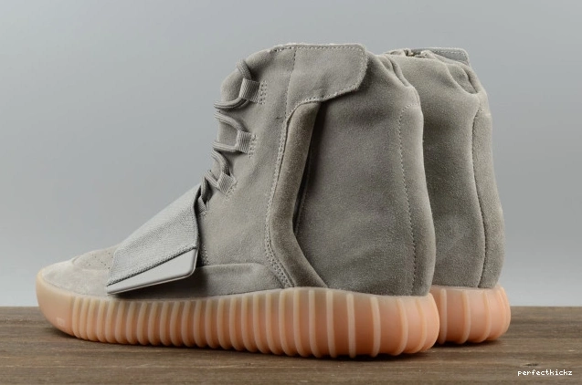 GUM DARK 750 ADIDAS GLOW LIGHT GREY YEEZY BOOST BB1840 0815